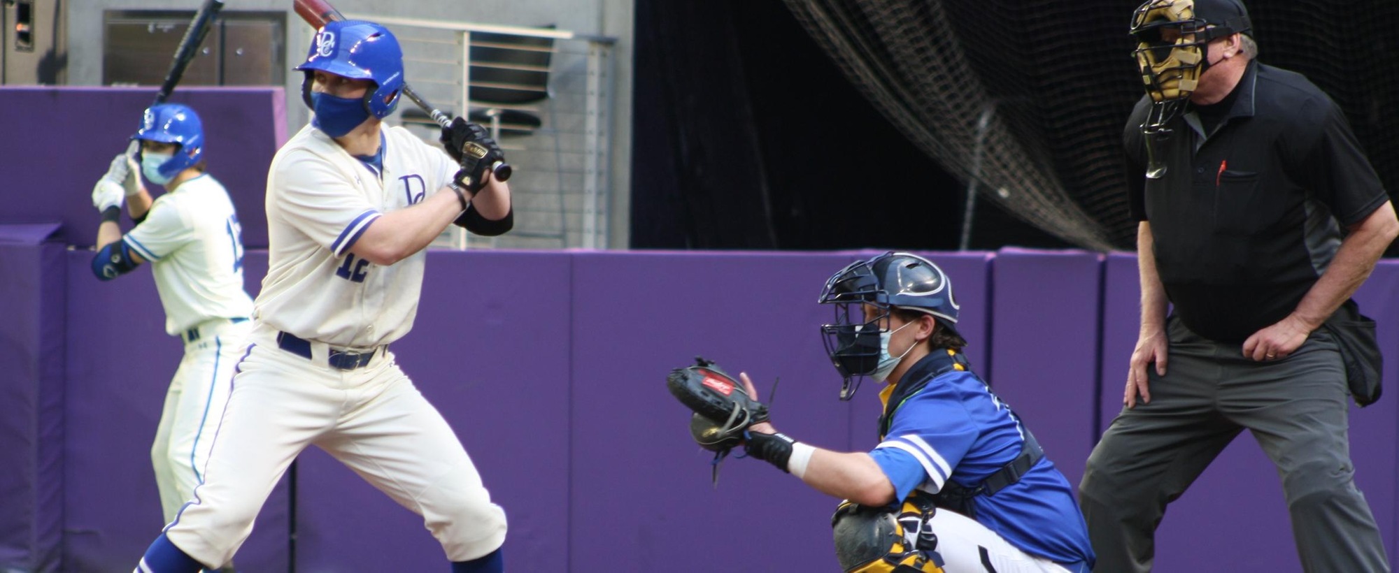Lakers Drop Two-Game Series to Trojans