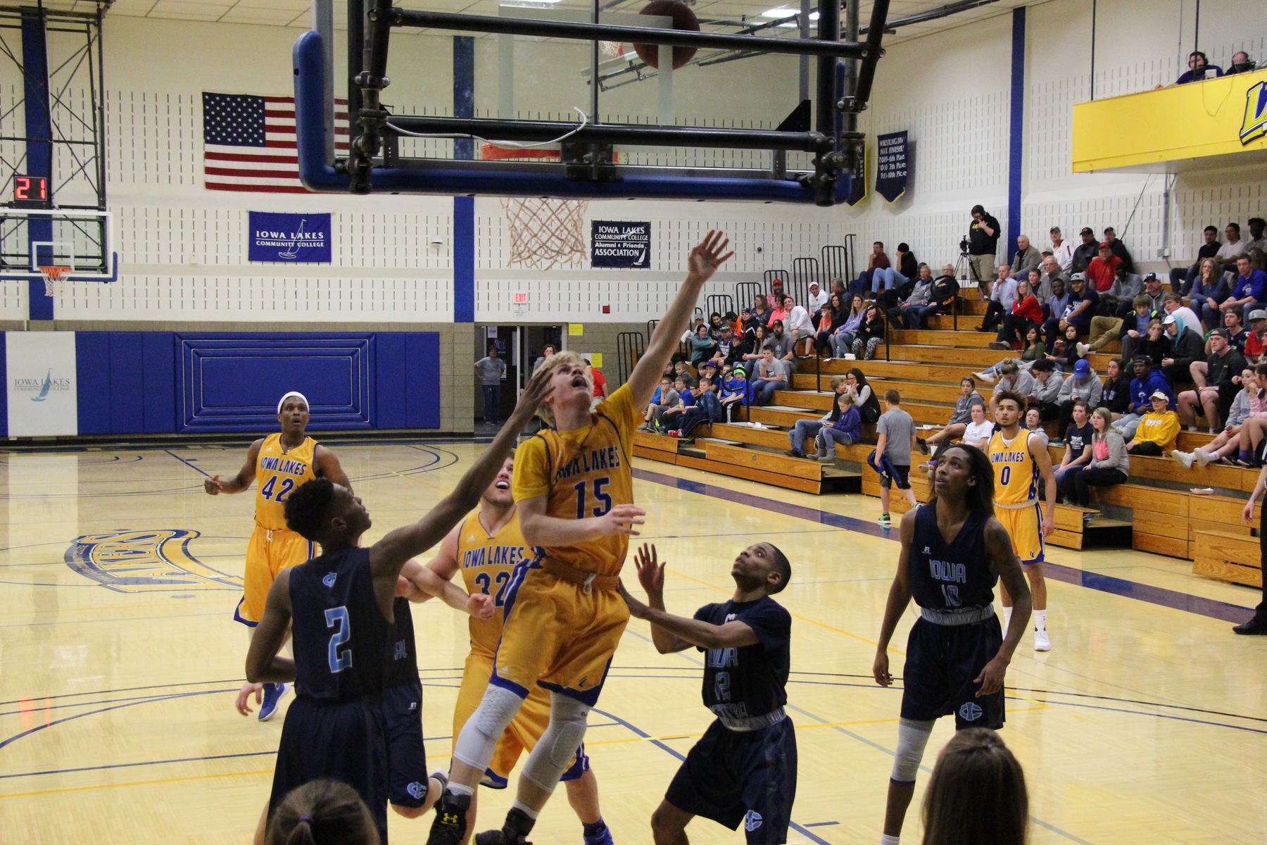 Lakers 122 Dordt JV 60