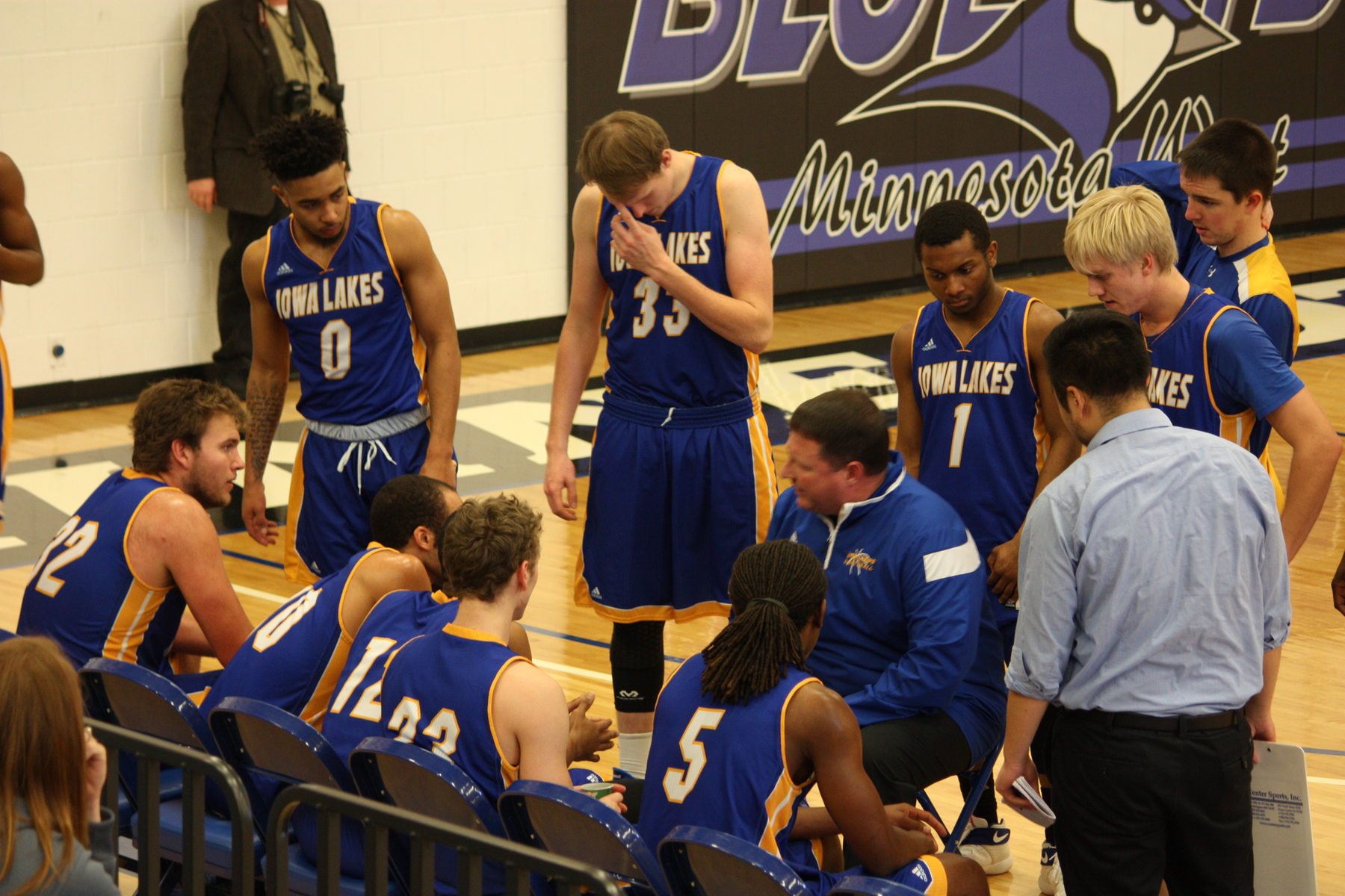 Lakers fall to Ranger