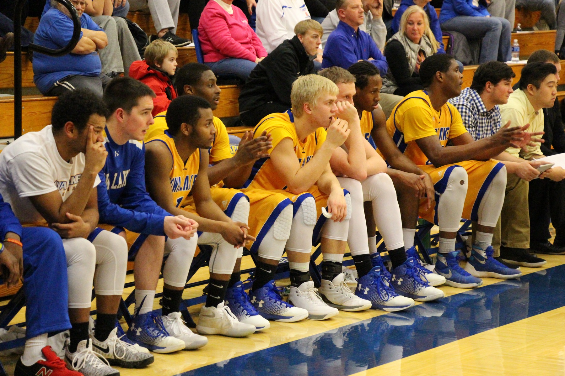 Lakers 74 DMACC 58