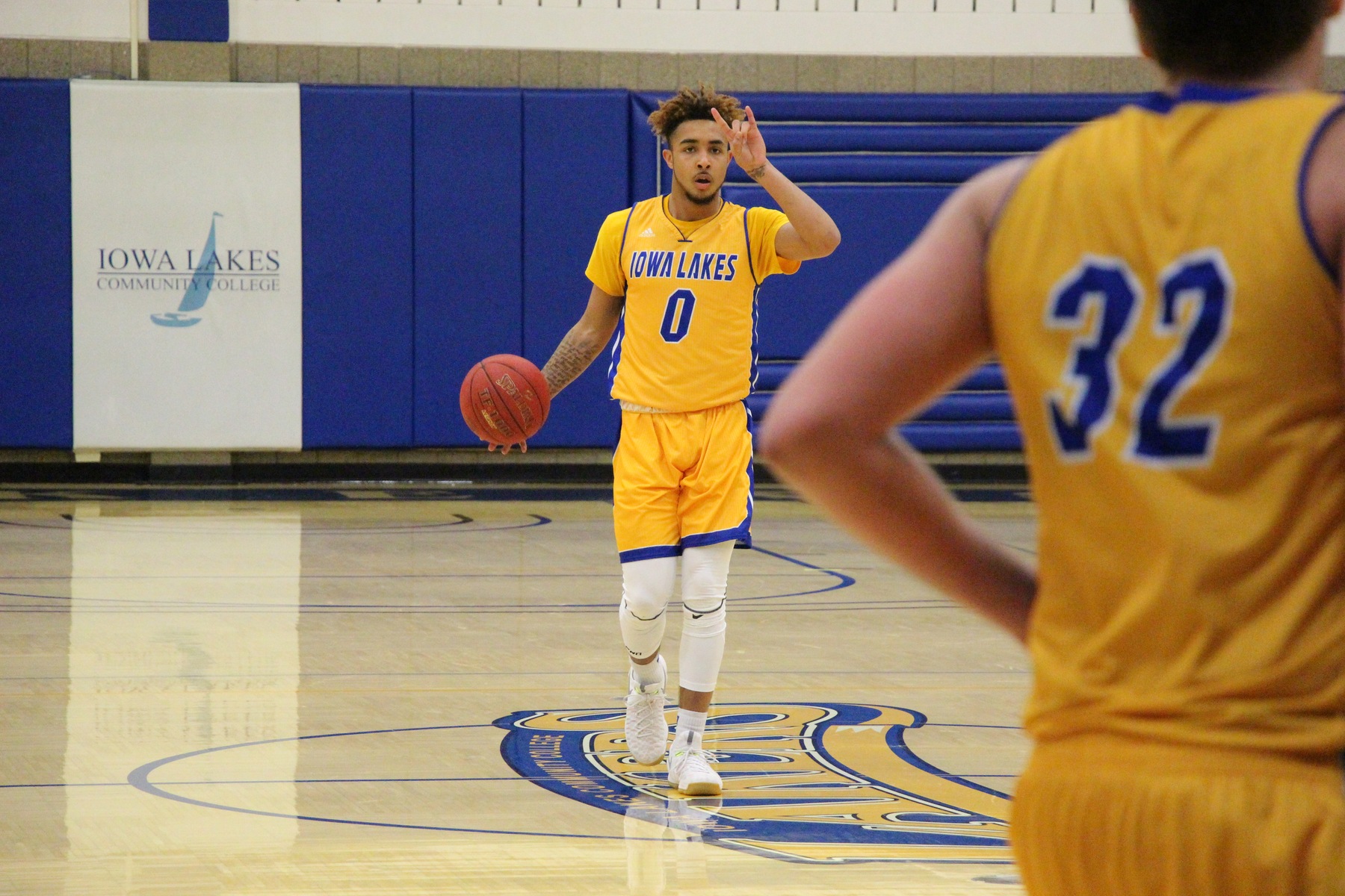 Kirkwood 97 Lakers 84