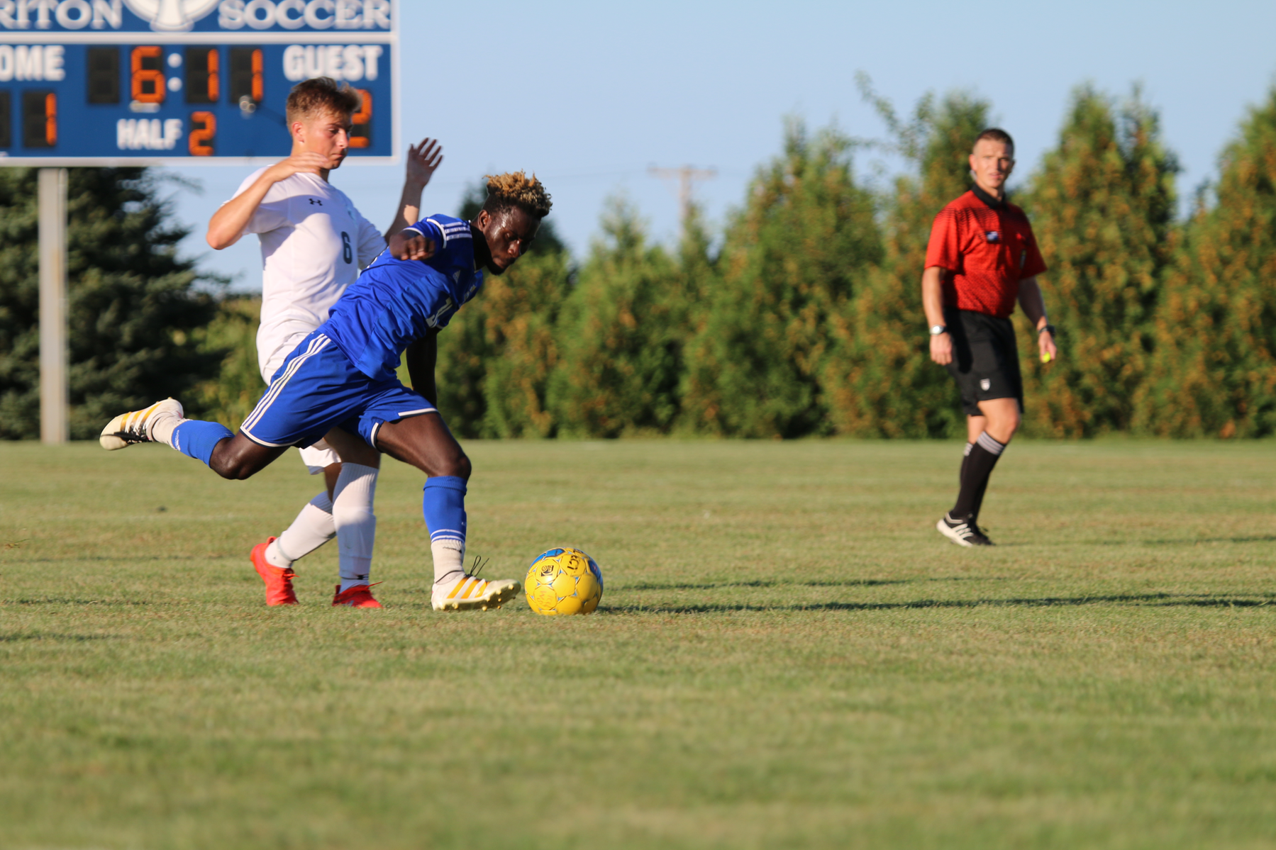 Iowa Lakes Men's Soccer Annihilates Raiders