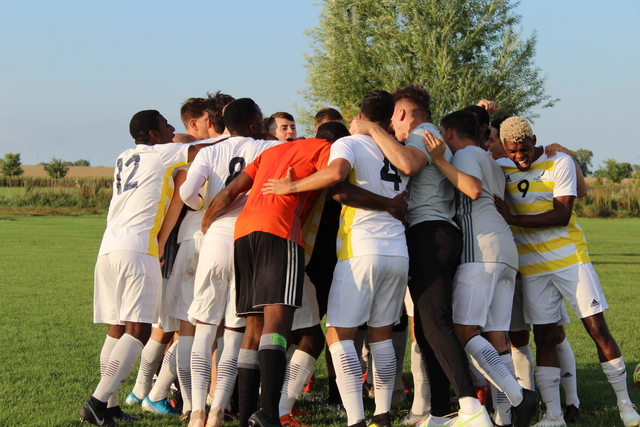 LAKER MEN&rsquo;S SOCCER RETURNS TO ACTION WITH 4-2 WIN OVER IOWA CENTRAL