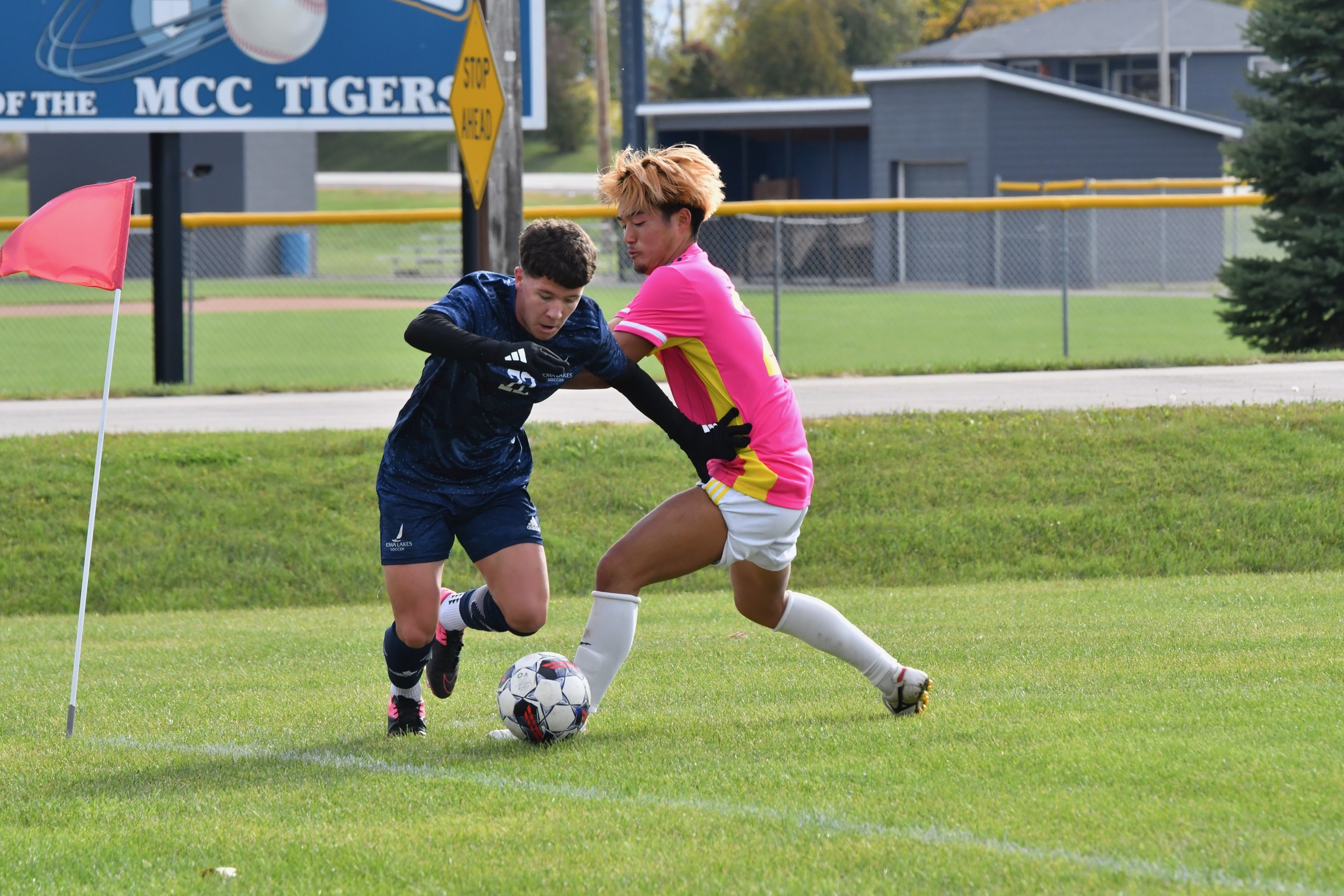 Lakers Improve Win Streak to Four With a Win at Marshalltown