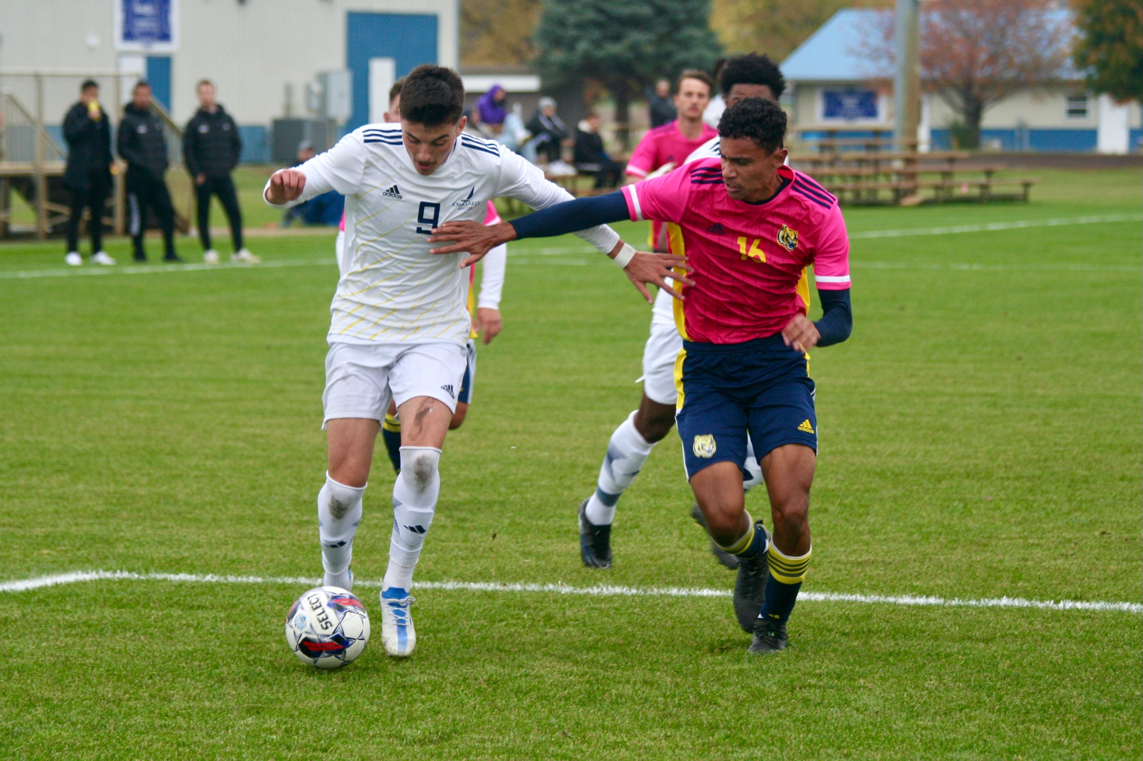 Lakers Advance to Conference Championship With Win Over Marshalltown