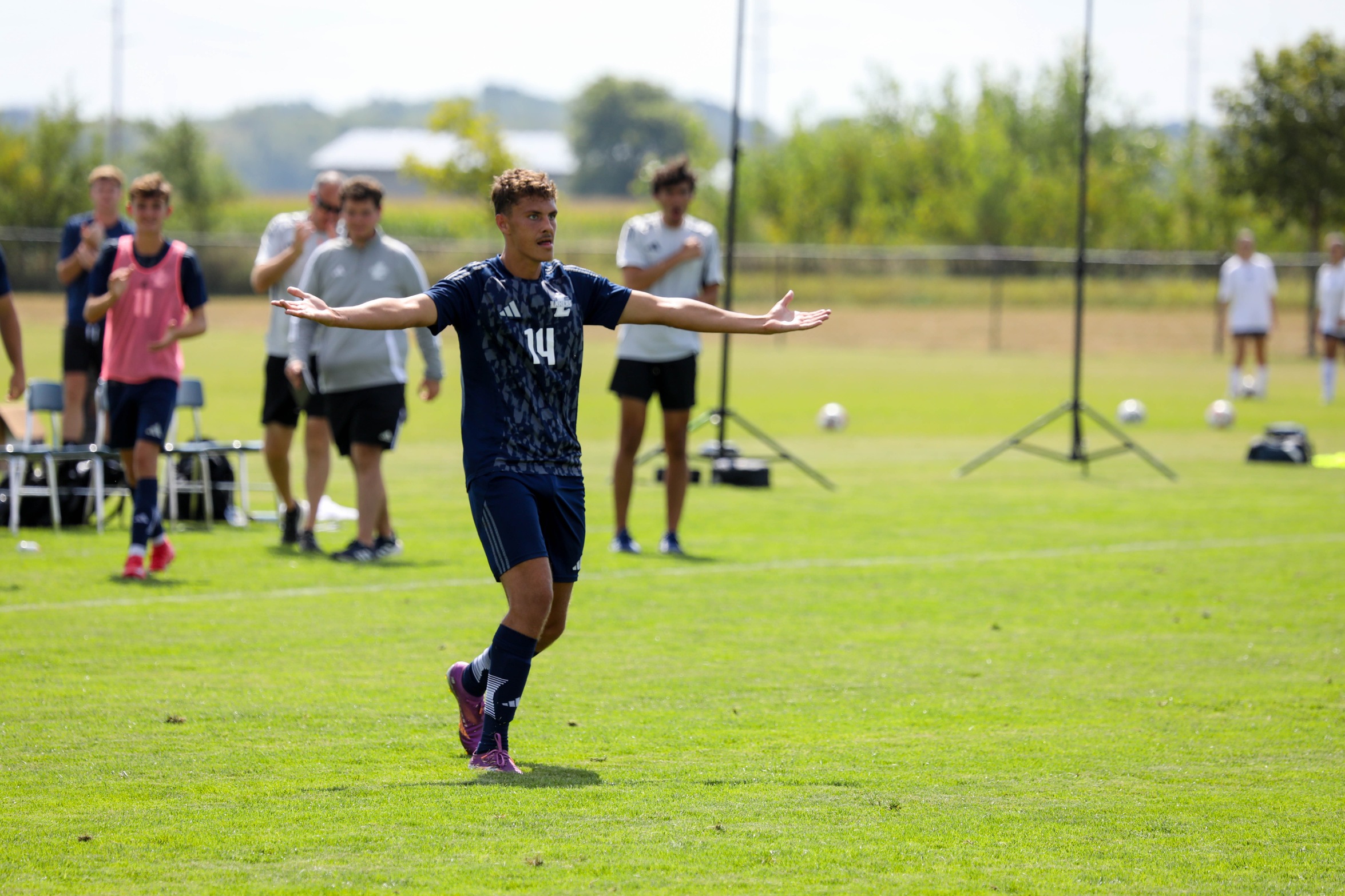 #4 Iowa Lakes Battles Top-Ranked Opponents, Prepares for Showdown With #1 Iowa Western