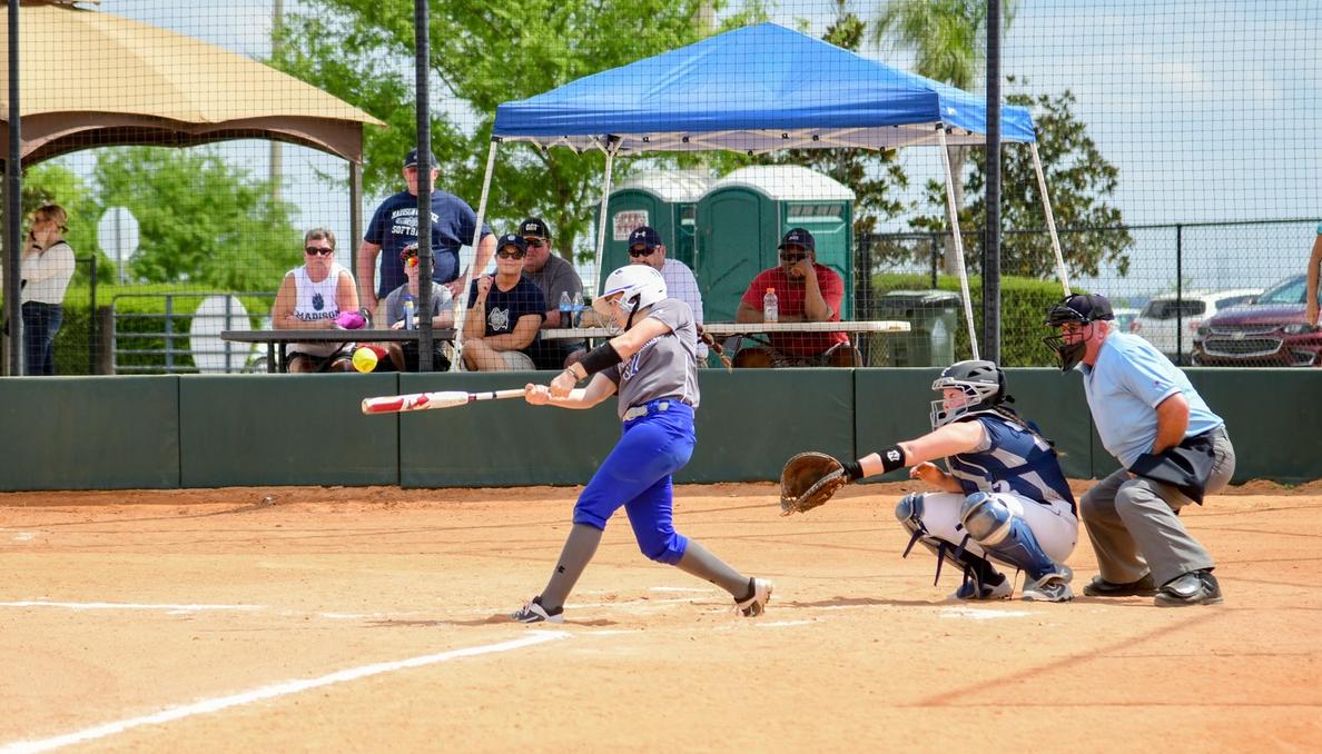 Team Effort Gets Lakers Two Wins
