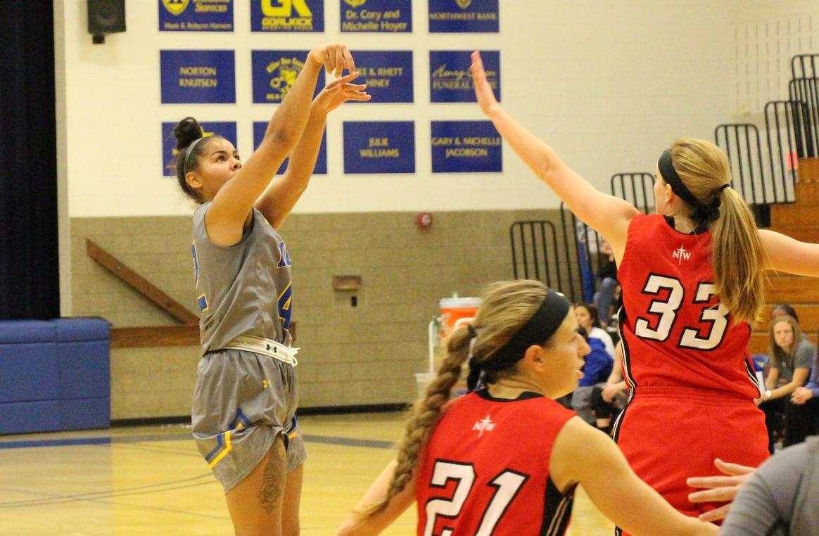Lakers fall at home