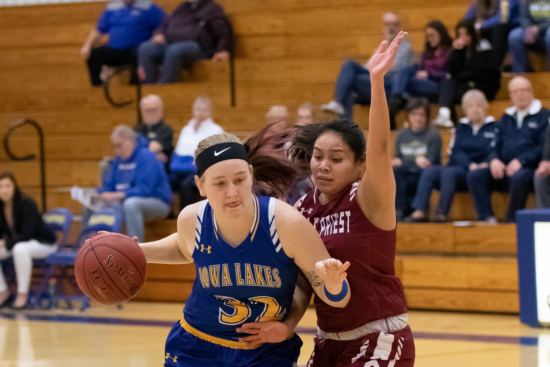 Lakers Top Central CC