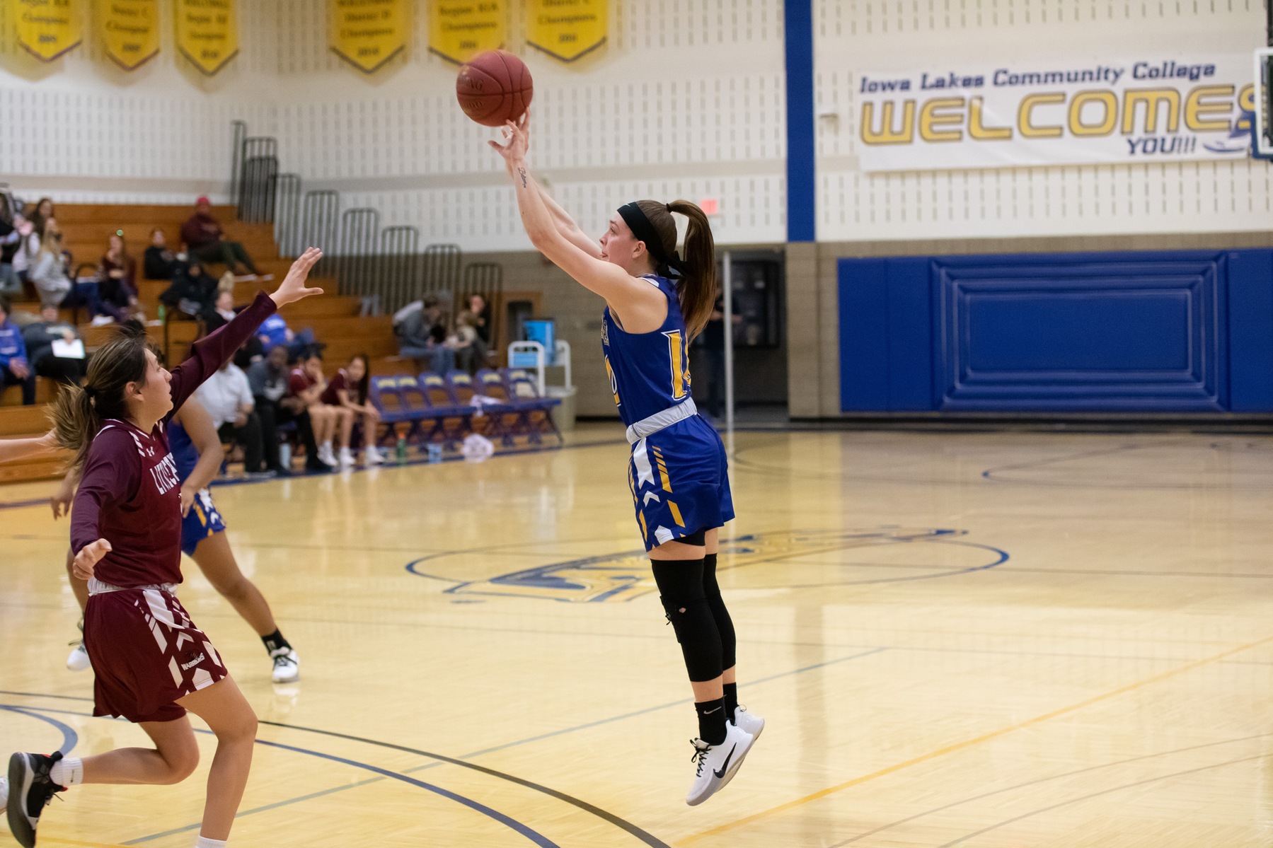 Lakers Fall to NIACC