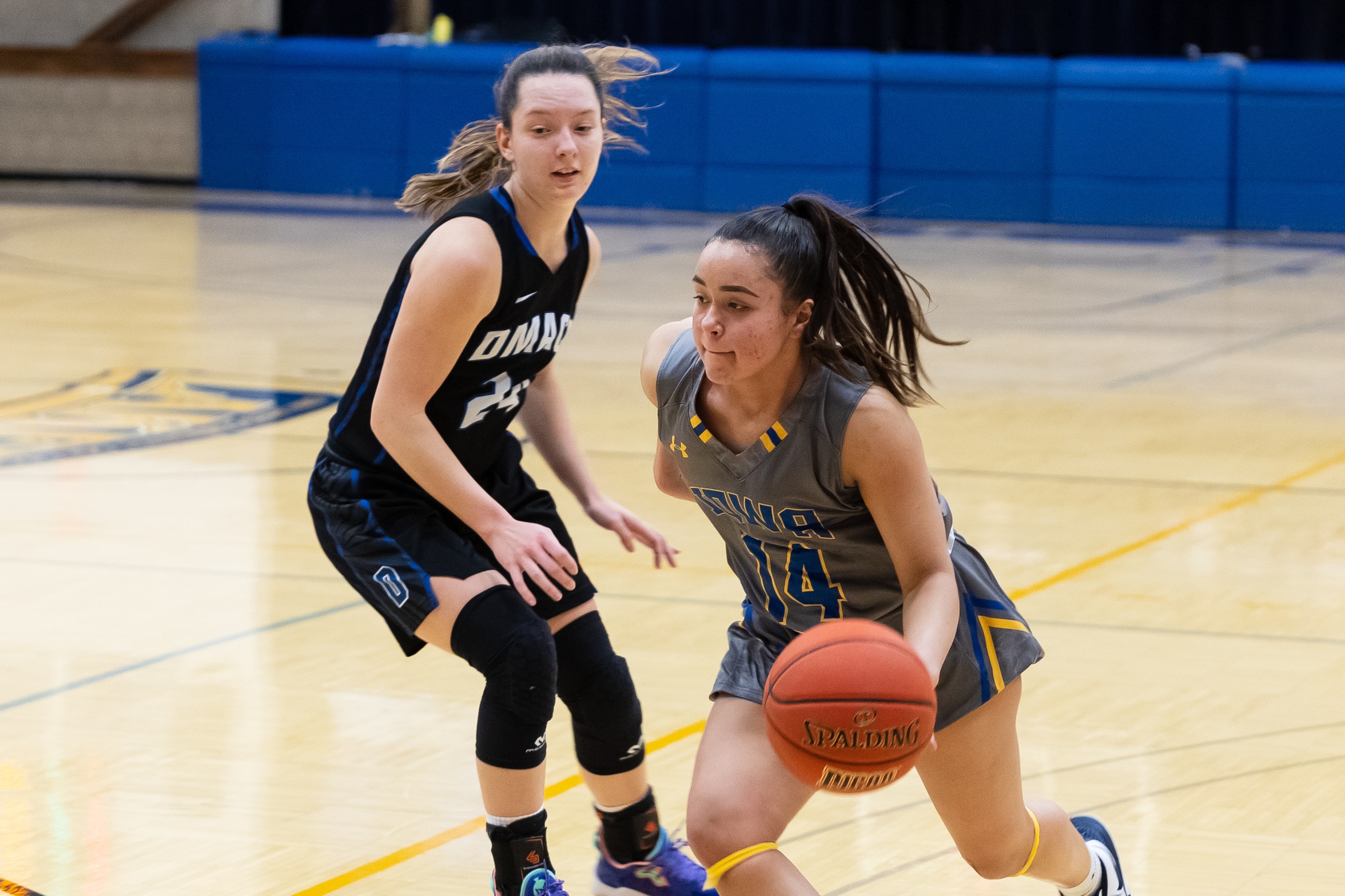 Iowa Lakes Falls to Iowa Central