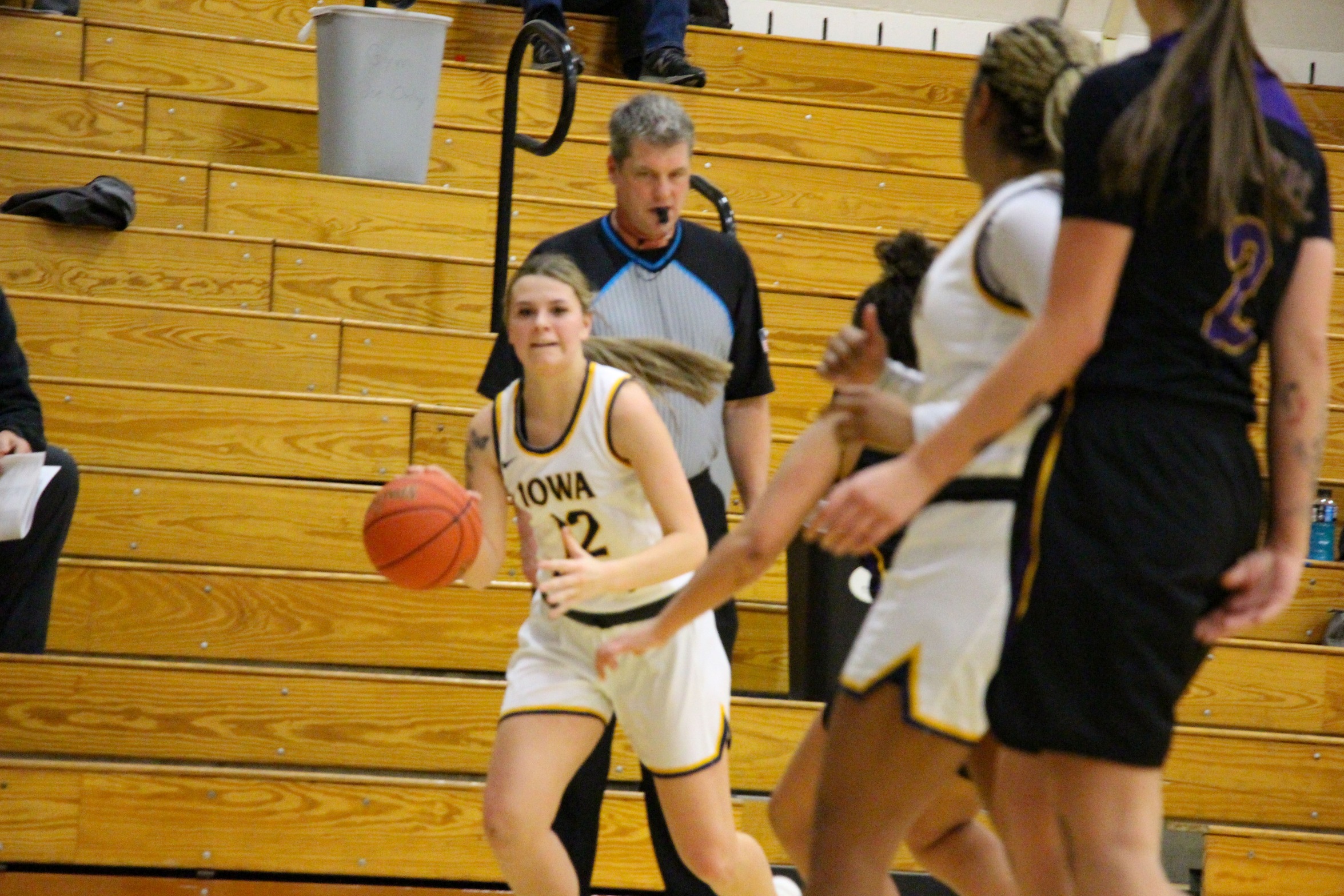 Lakers Host #1 Kirkwood on Jam the Gym Day