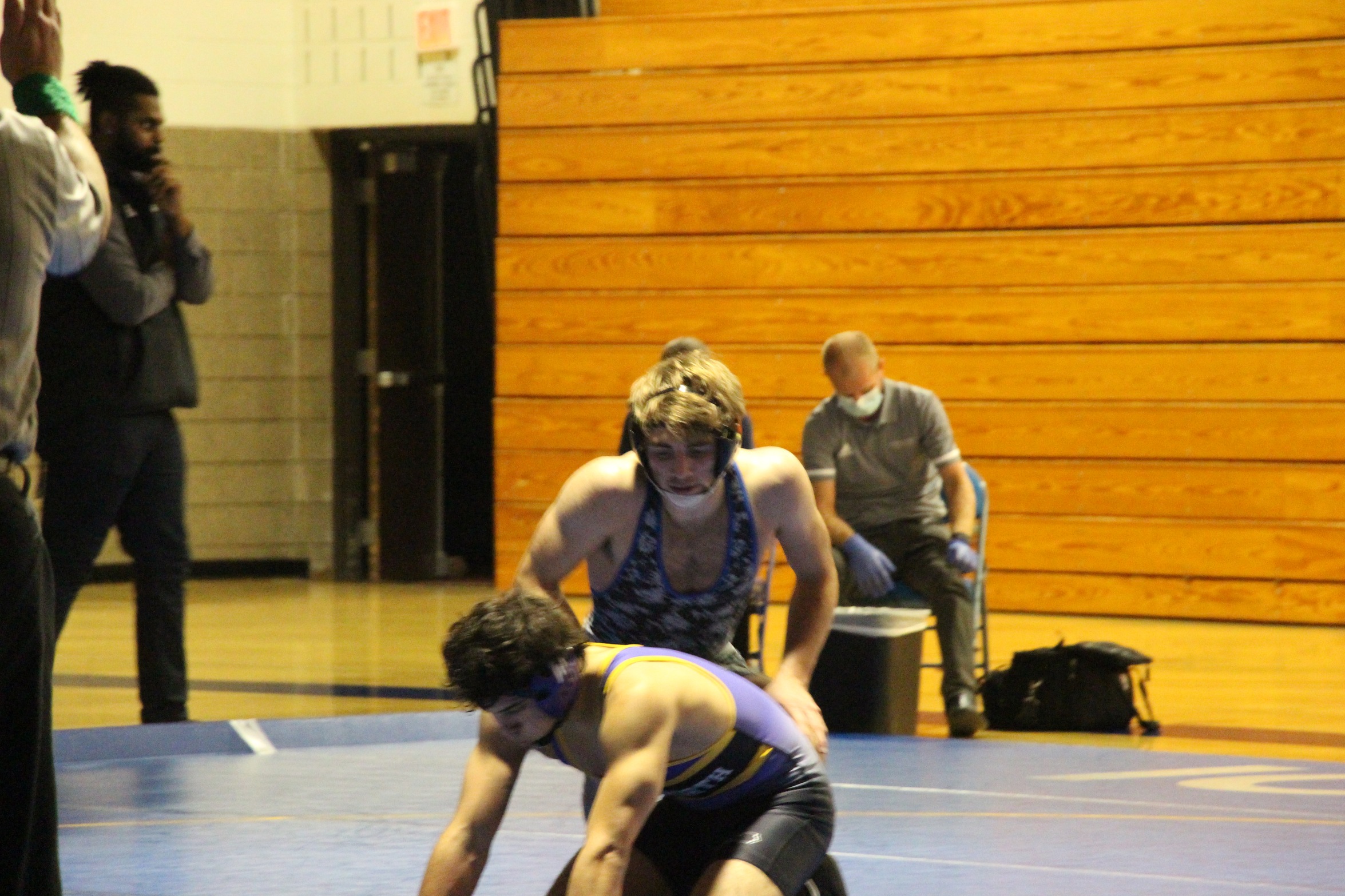 Lakers go 4-2 at National Duals, Endene Defeats #1 wrestler in the nation.