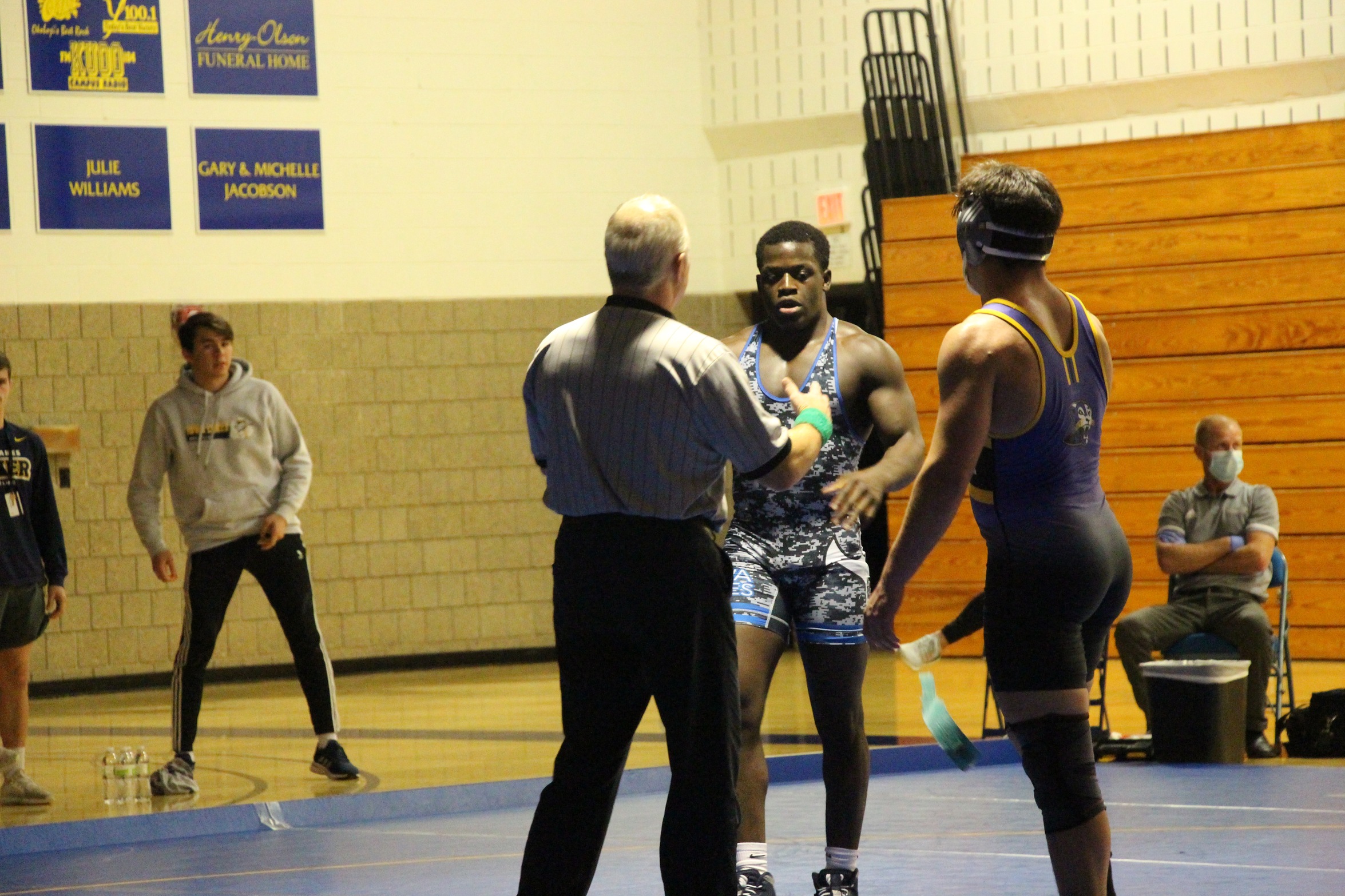 Endene Highlights Laker Wrestling at Grandview Open