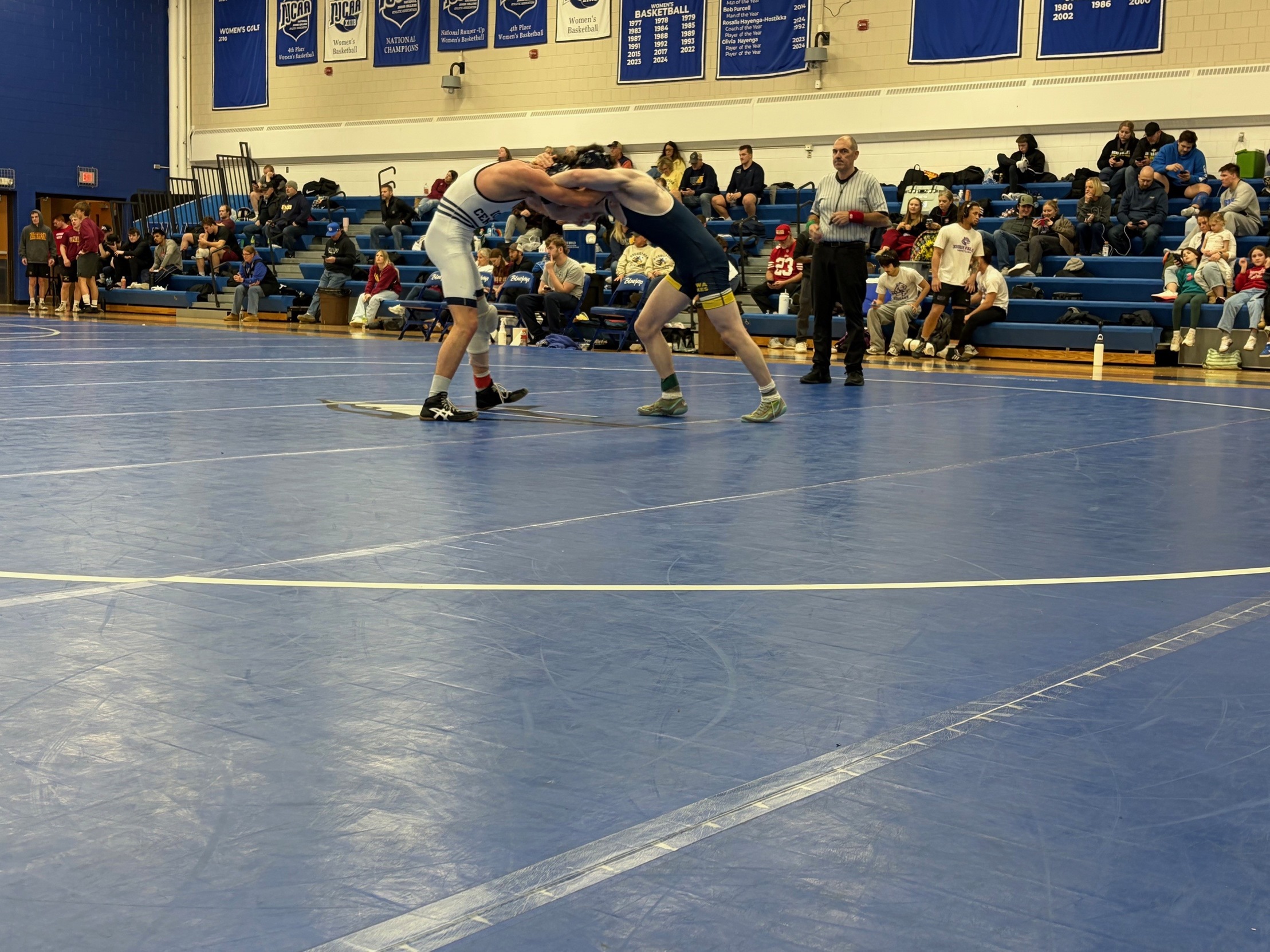 Iowa Lakes Wrestlers Compete at Worthington Open