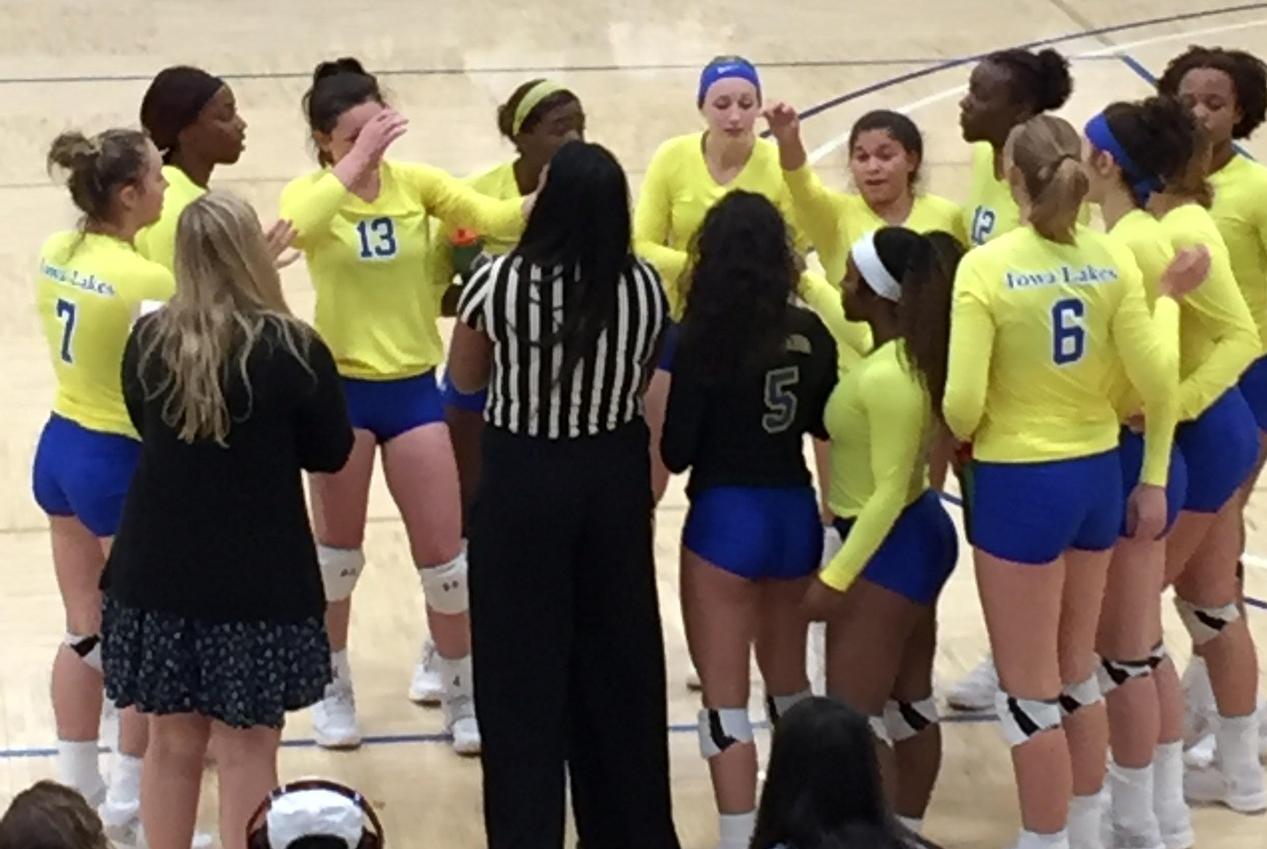 Iowa Lakes Grabs 2 wins on Saturday