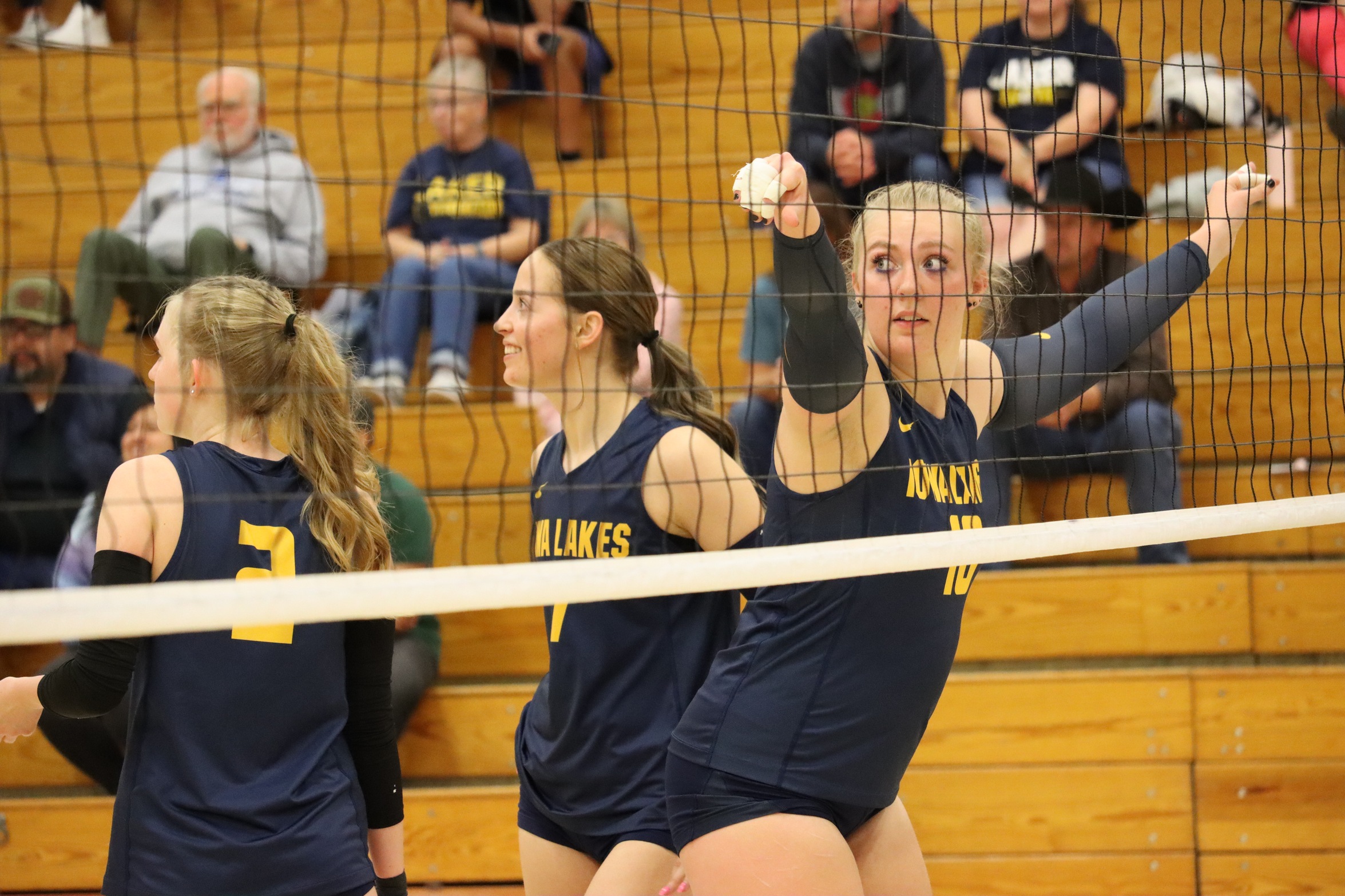 ICCAC sweep at home for Lakers against RedTails