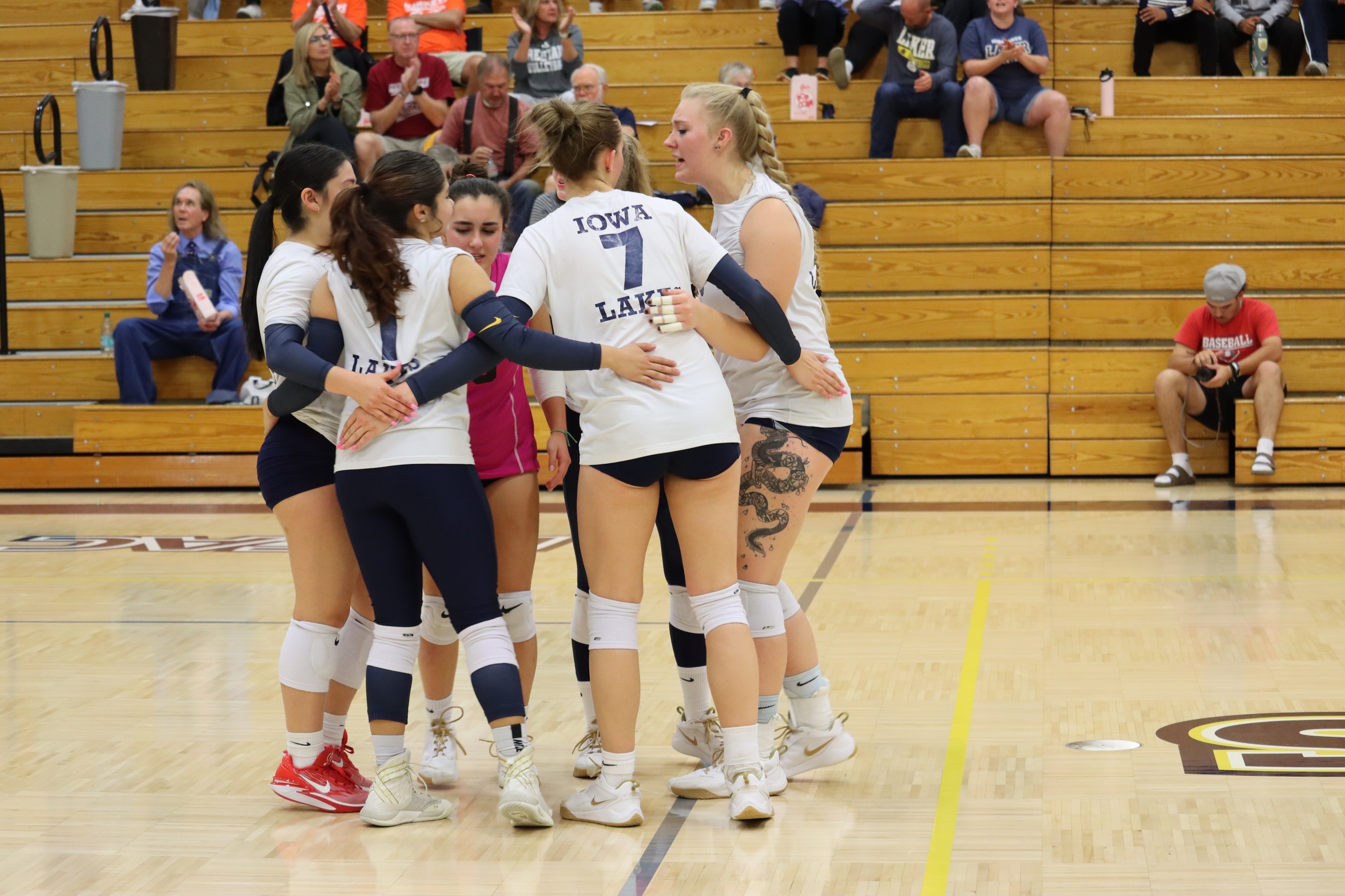 Lakers finish home stand with third straight win against Trojans
